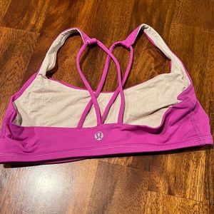 Lululemon sports bra